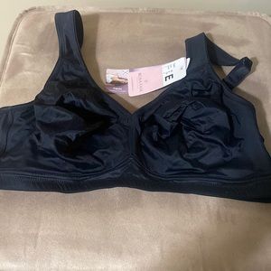 Brand New Rosa Faia Bra 90E